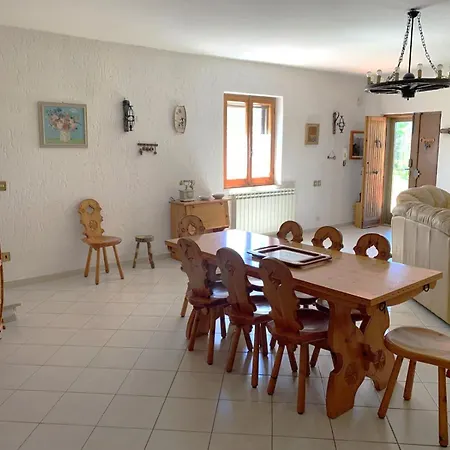 Collina Villa *